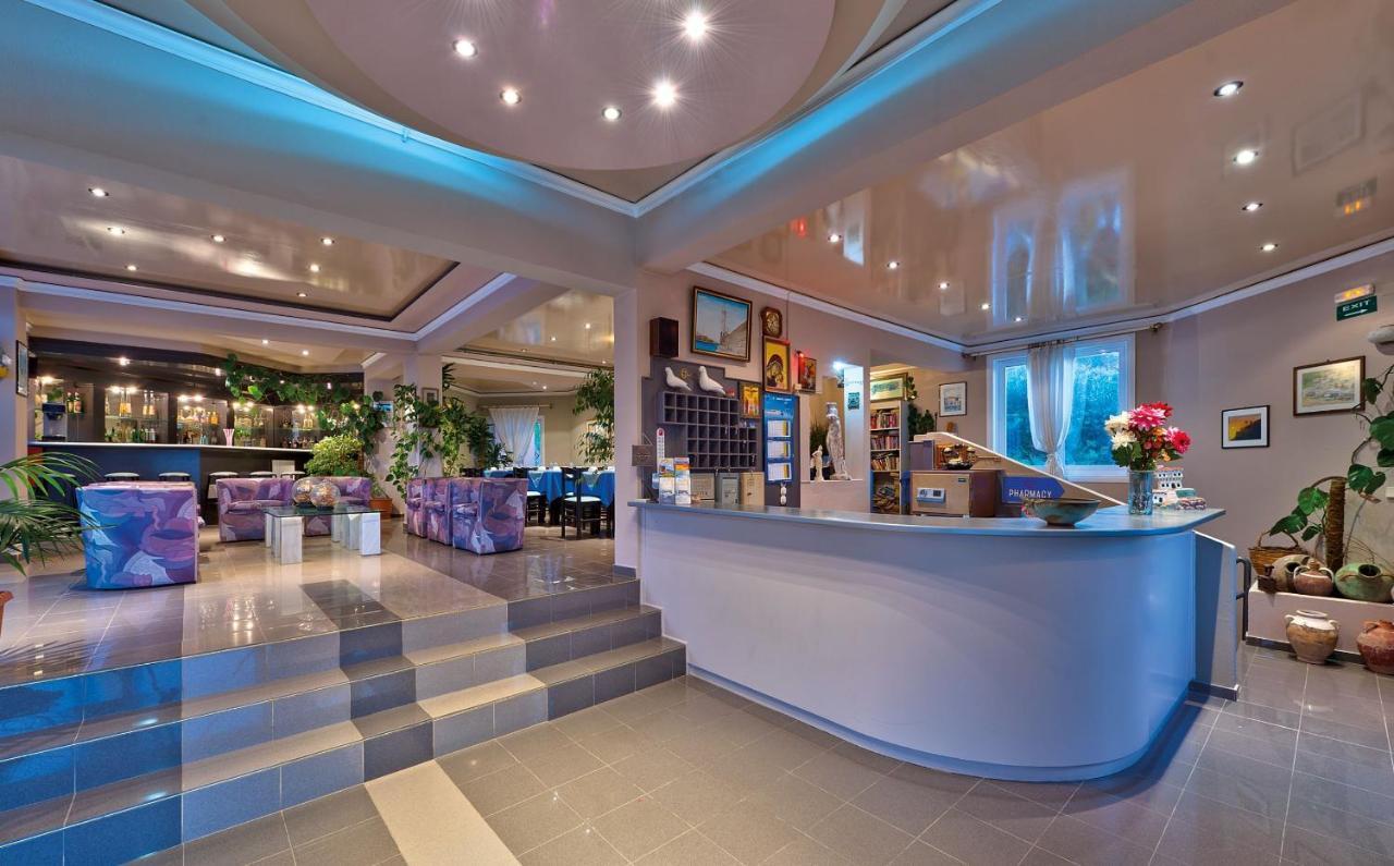 Hotel Koukouras スタロス エクステリア 写真