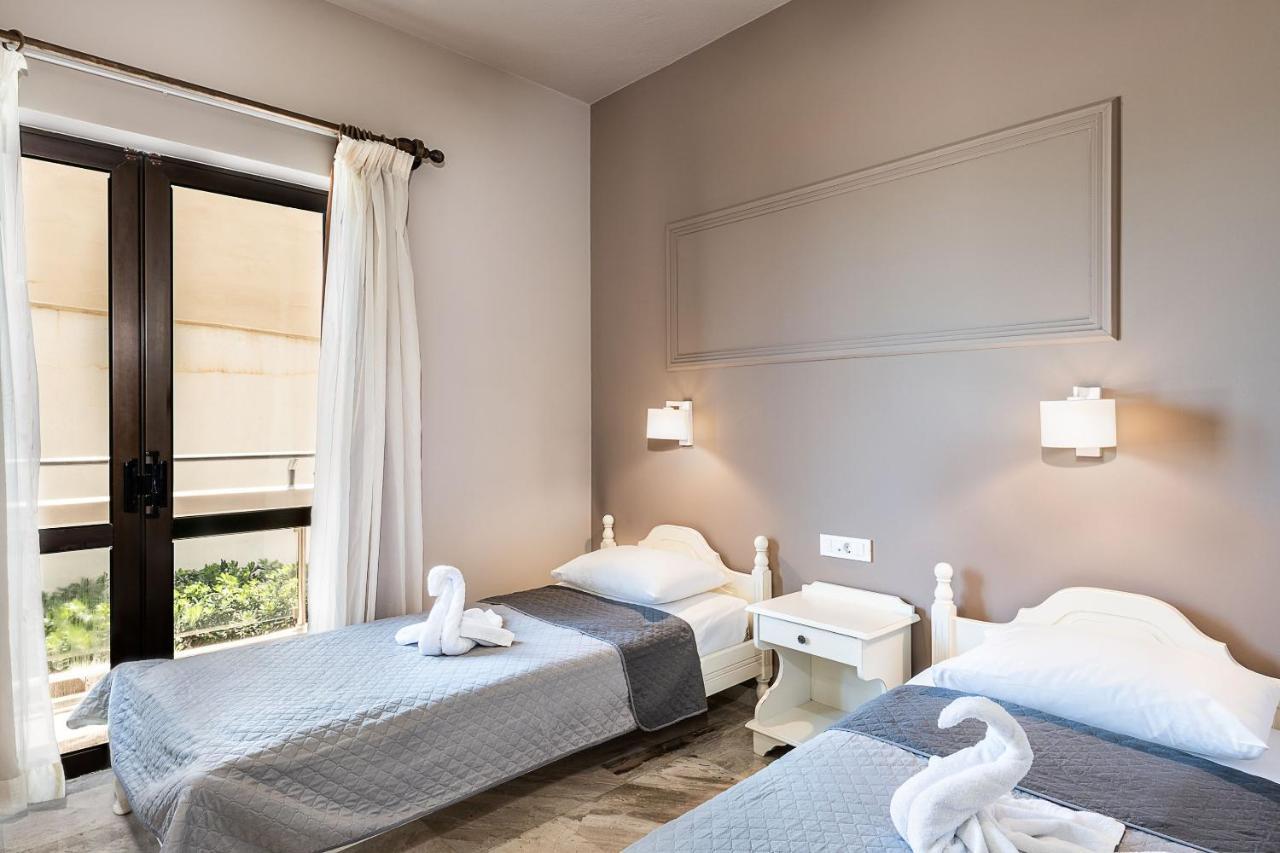 Hotel Koukouras スタロス エクステリア 写真