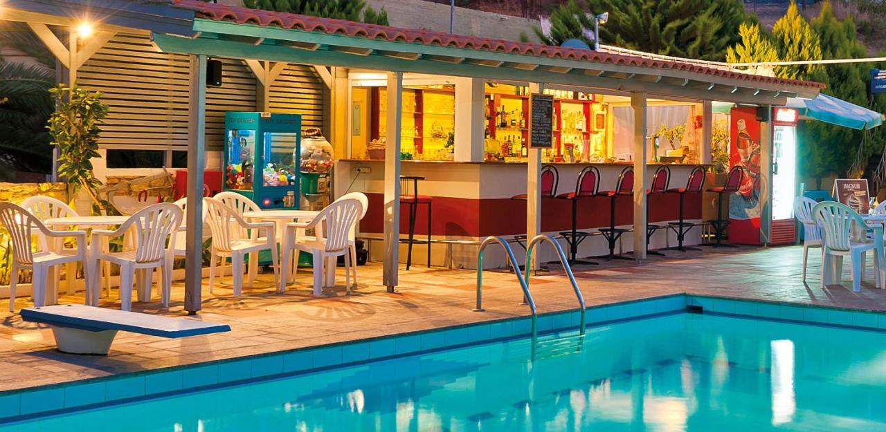 Hotel Koukouras スタロス エクステリア 写真