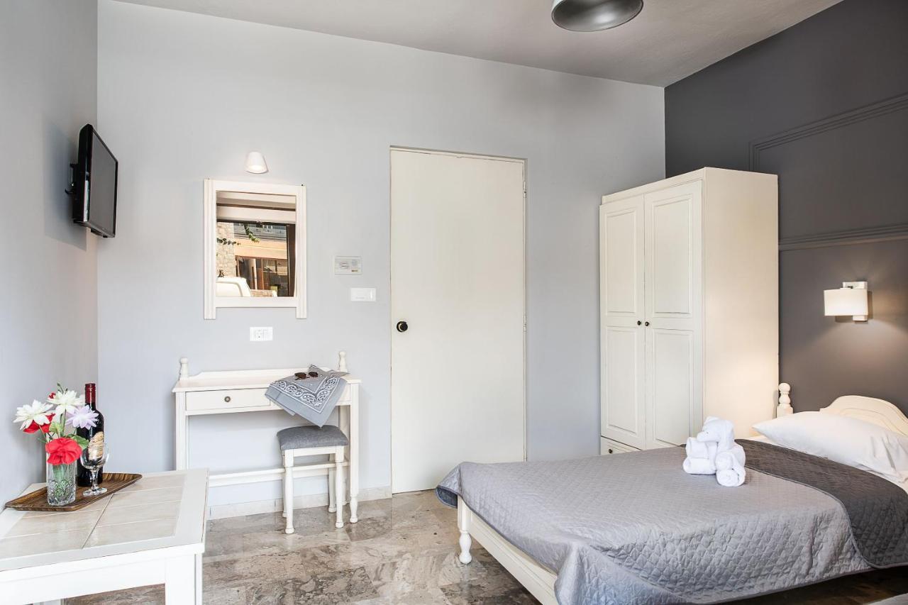 Hotel Koukouras スタロス エクステリア 写真