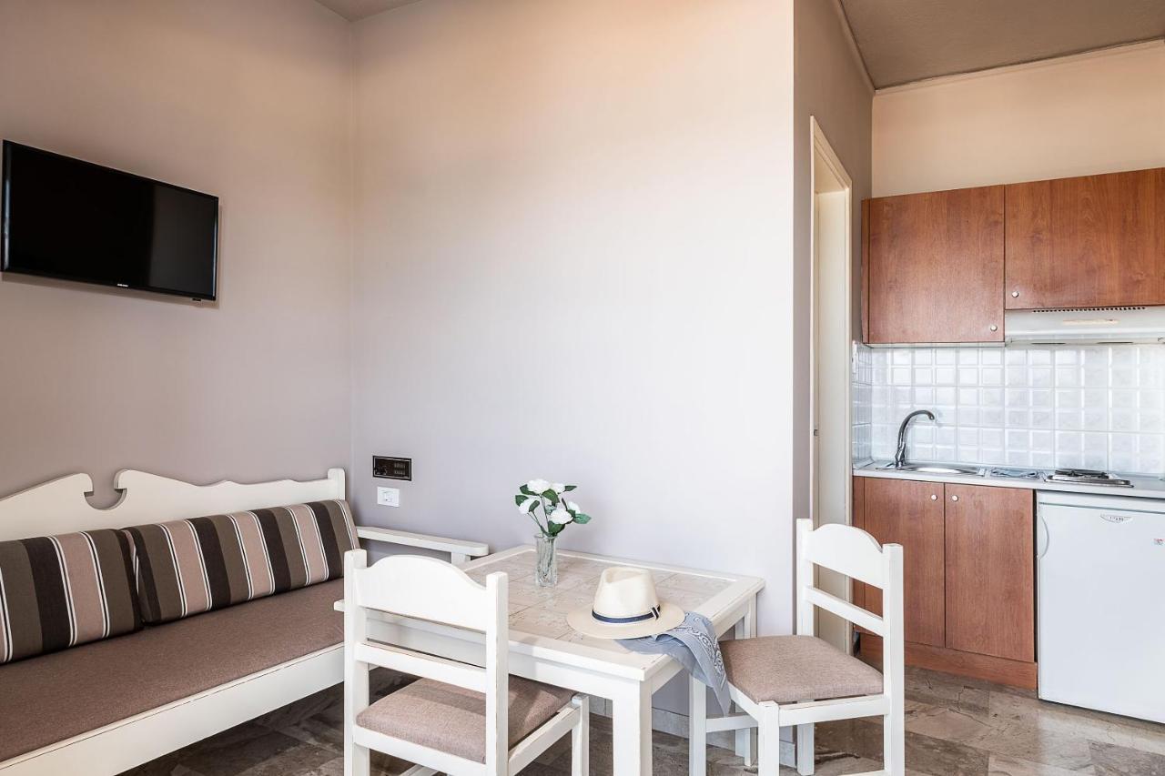 Hotel Koukouras スタロス エクステリア 写真