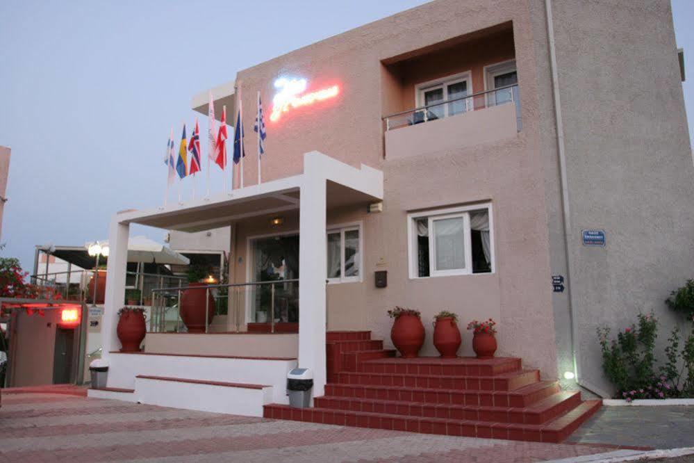 Hotel Koukouras スタロス エクステリア 写真